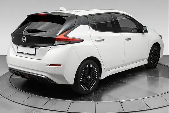 Nissan Leaf 2022 photo 2