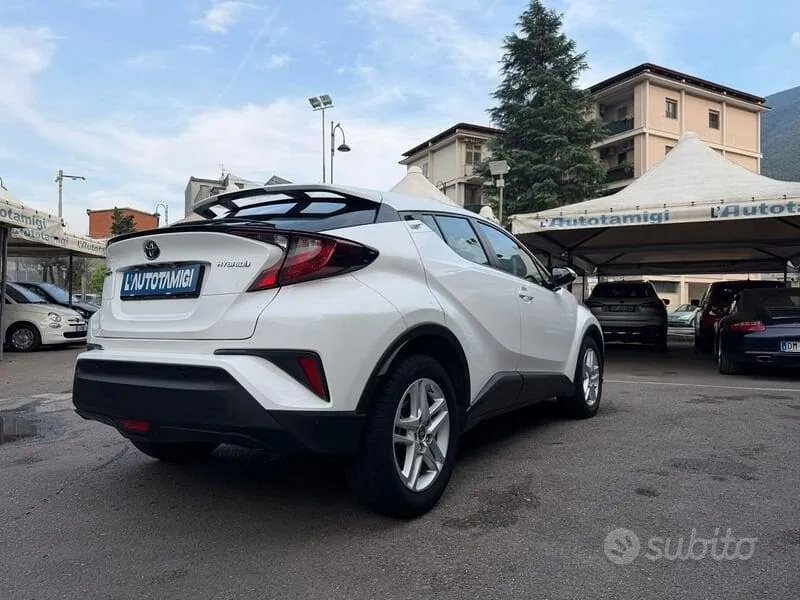Toyota C-Hr 2022 photo 4