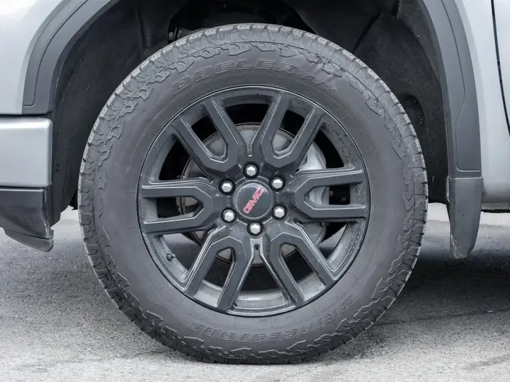 GMC Sierra 1500 2025 photo 4
