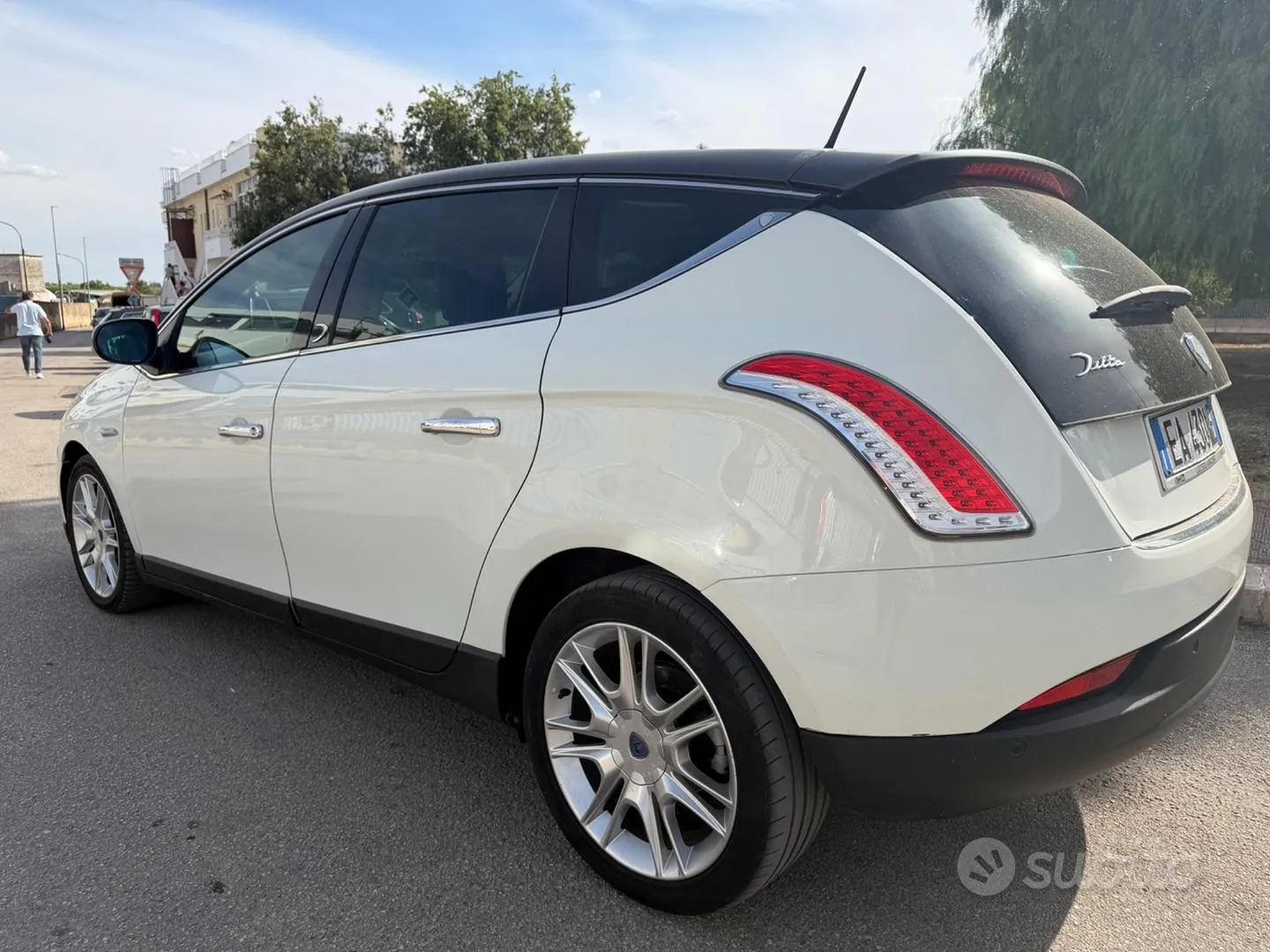 Lancia Delta 2010 photo 3