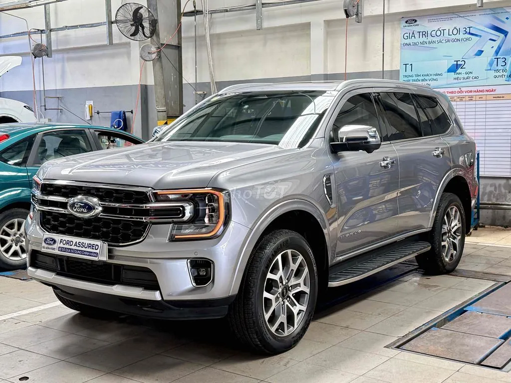 Ford Everest 2023 photo 3