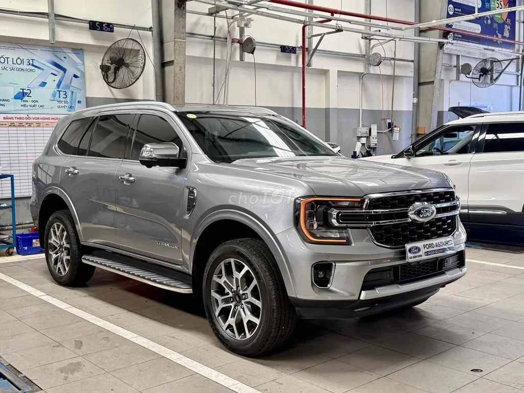 Ford Everest 2023 photo 2