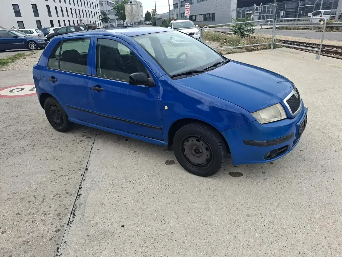 Skoda Fabia 2006 photo 3