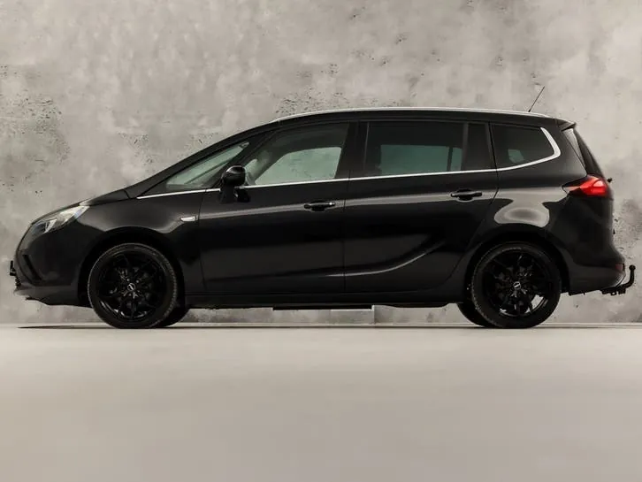 Opel Zafira 2012 photo 2