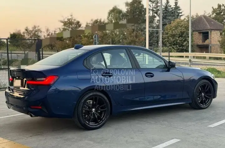 BMW 318 2019 photo 5