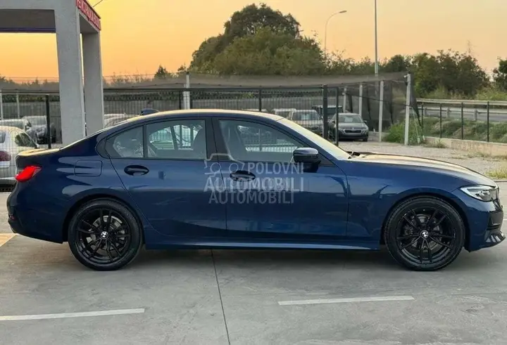 BMW 318 2019 photo 4