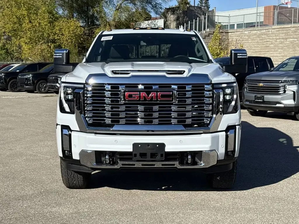GMC Sierra 2500Hd 2026 photo 3