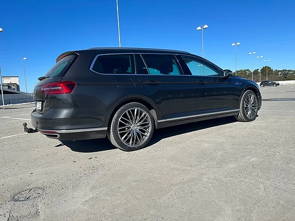Volkswagen Passat 2018 photo 5