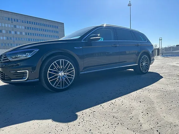 Volkswagen Passat 2018 photo 4