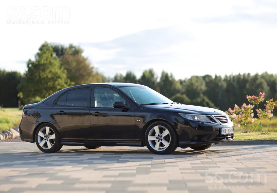Saab 9-3 2009 photo 2
