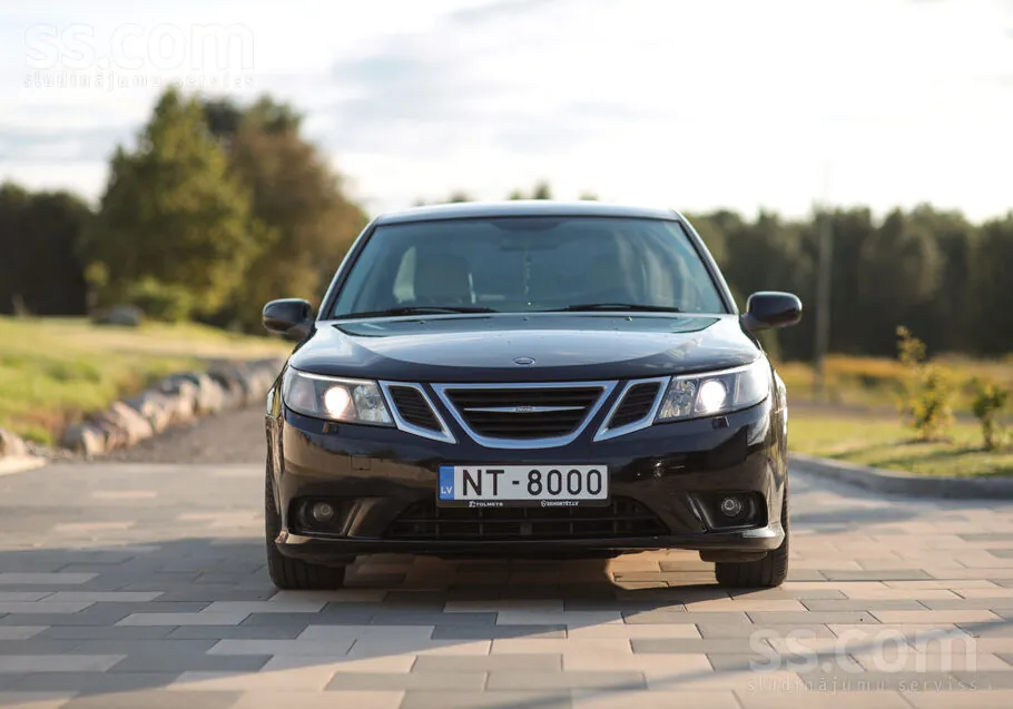 Saab 9-3 2009 photo 3