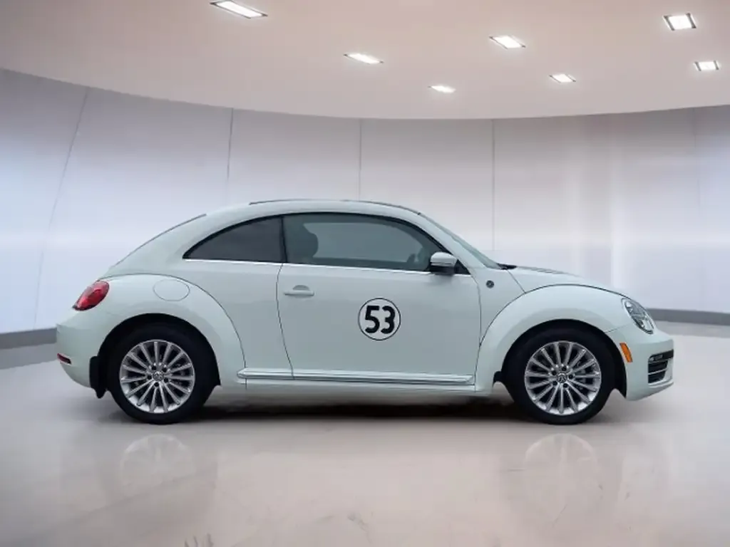 Volkswagen Beetle 2019 photo 4