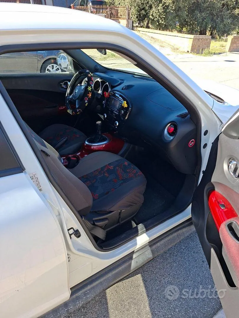 Nissan Juke 2011 photo 3