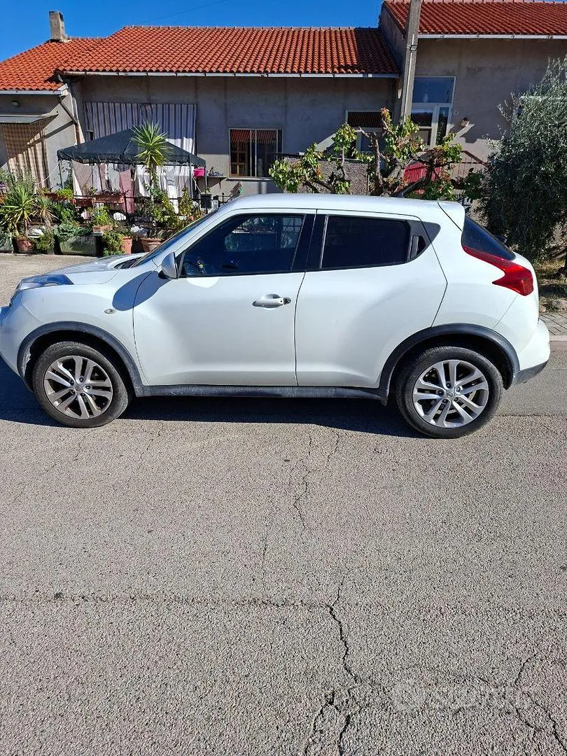 Nissan Juke 2011 photo 5