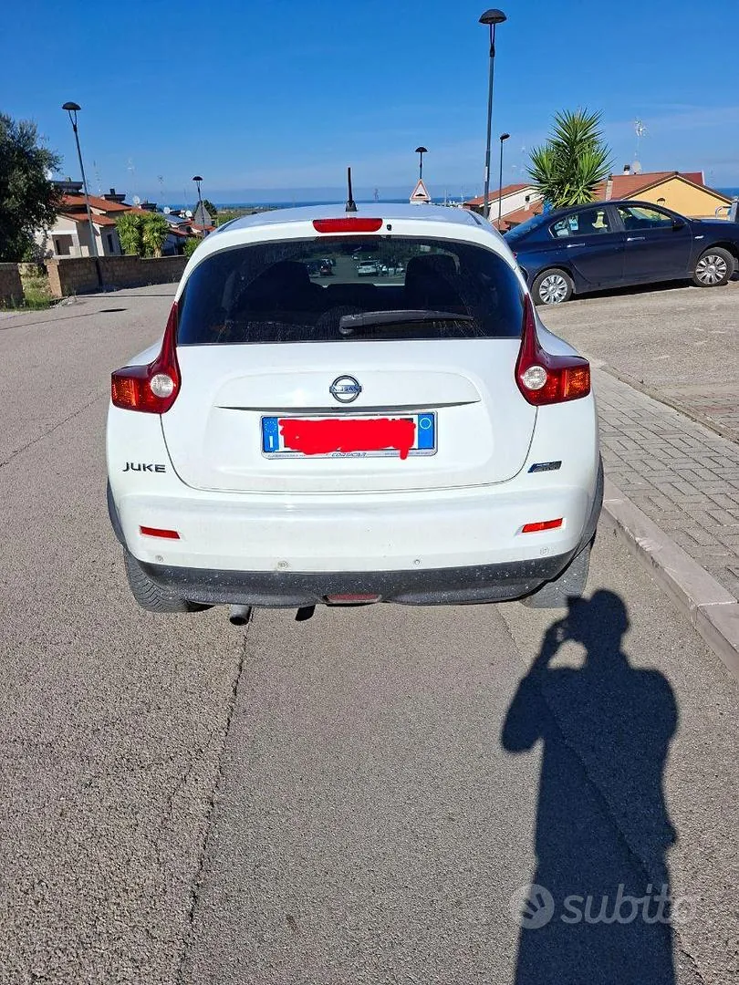 Nissan Juke 2011 photo 2