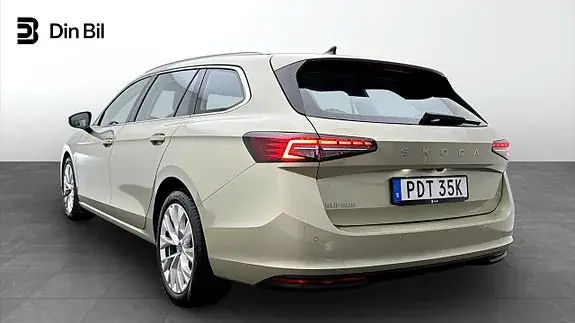 Skoda Superb 2025 photo 3