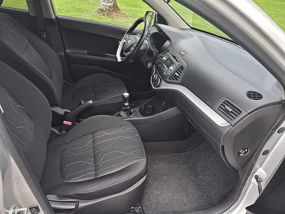 Kia Picanto 2015 photo 3