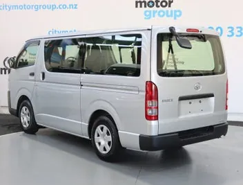 Toyota Hiace 2021 photo 3