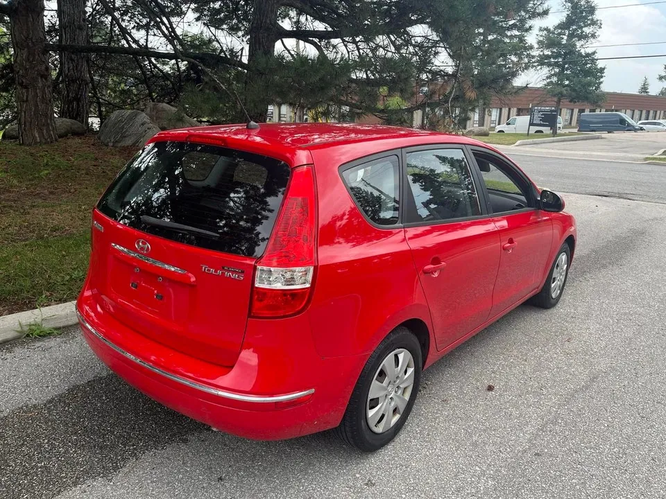Hyundai Elantra 2009 photo 3