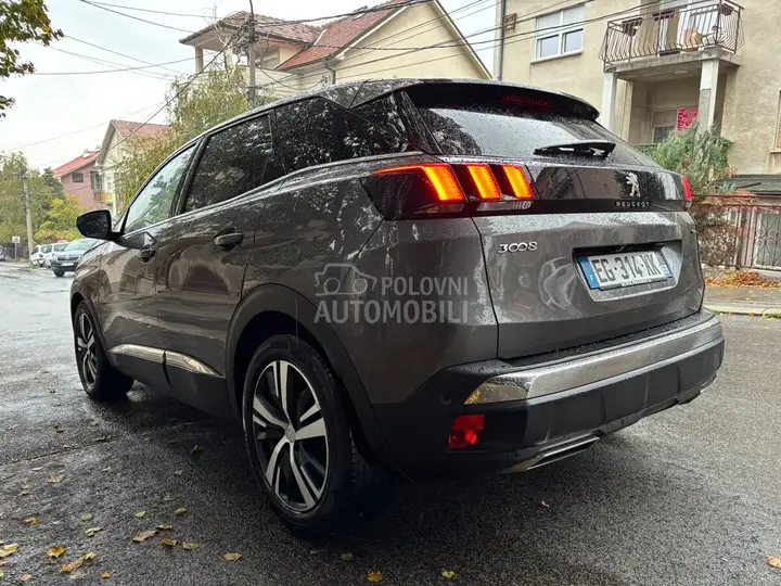 Peugeot 3008 2017 photo 2