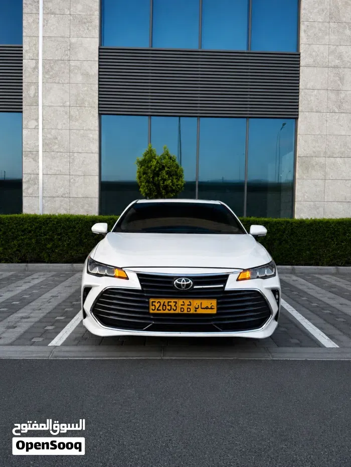 Toyota Avalon 2021 photo 2
