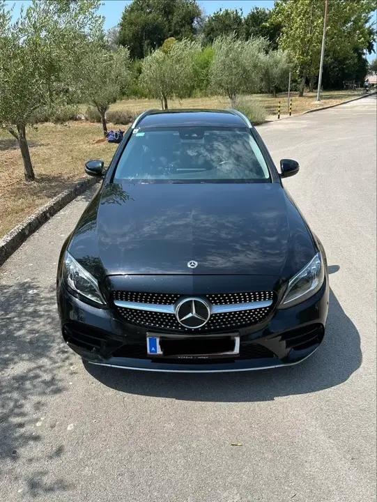 Mercedes-Benz C-Class 2019 photo 2