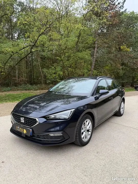 Seat Leon 2022 photo 2