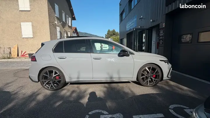 Volkswagen Golf 2022 photo 4
