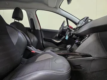 Peugeot 2008 2018 photo 2