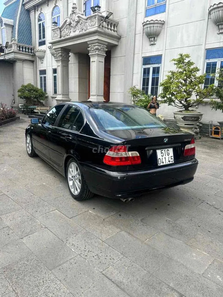 BMW 3 Series 2003 photo 2
