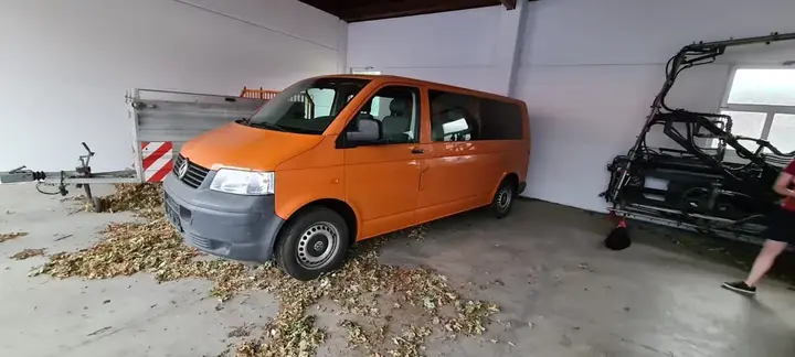 Volkswagen T5 2006 photo 3