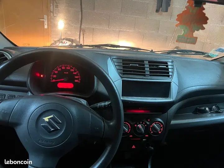Suzuki Alto 2012 photo 3