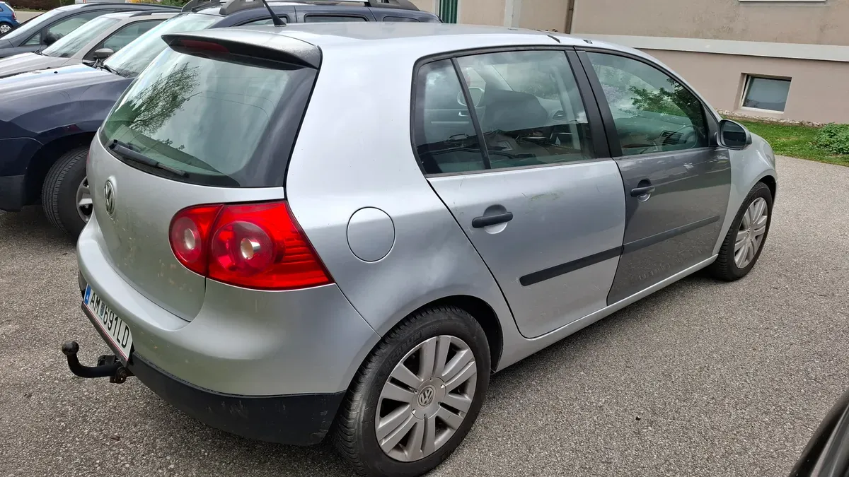 Volkswagen Golf 2006 photo 2