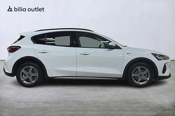 Ford Focus 2024 photo 5