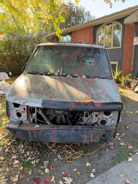 GMC Safari 1997 photo 2