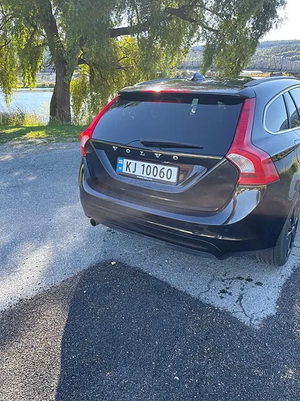 Volvo V60 2014 photo 4