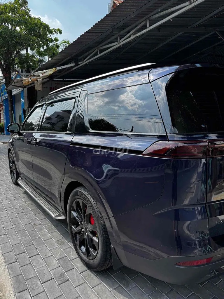 Kia Carnival 2023 photo 2