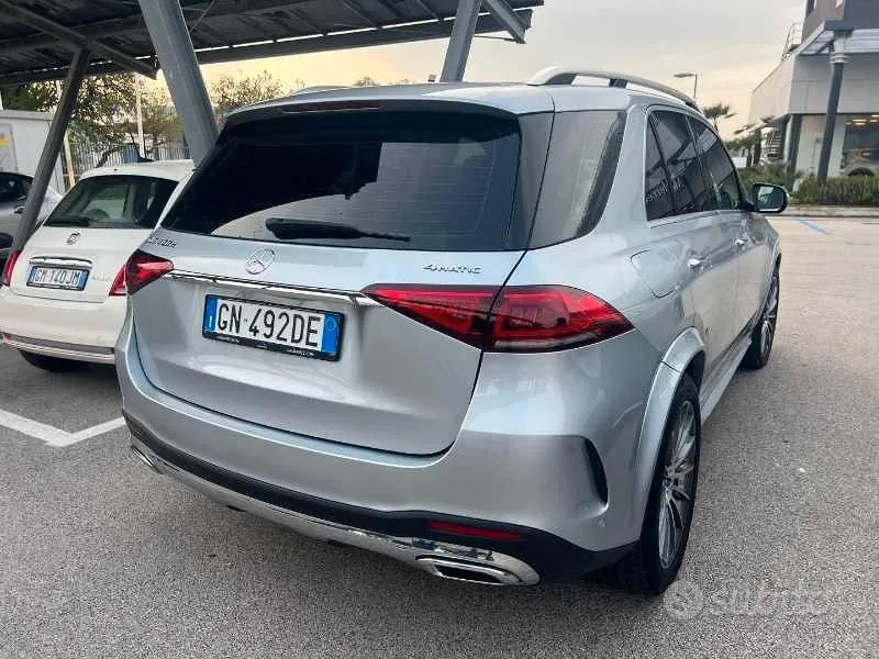 Mercedes-Benz Gle 300 D Mhev Premium Plus 4Matic 2023 photo 3