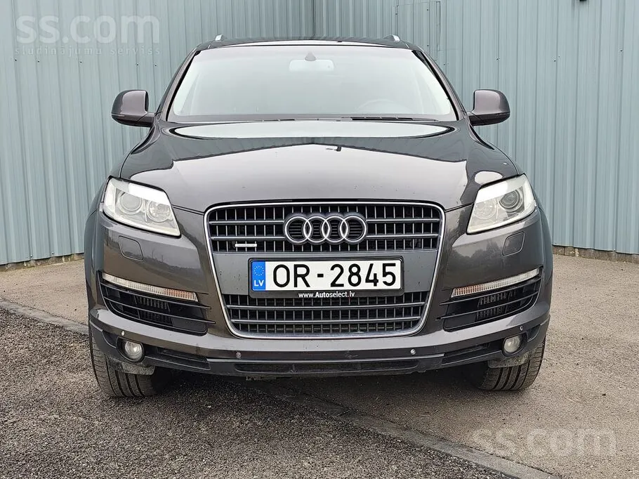 Audi Q7 2006 photo 2