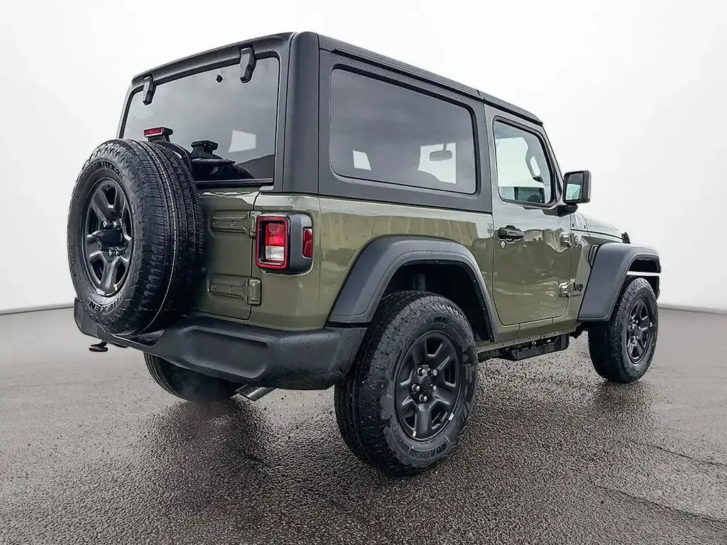 Jeep Wrangler 2026 photo 5