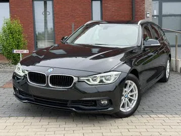 BMW 3 Series 2019 photo 3