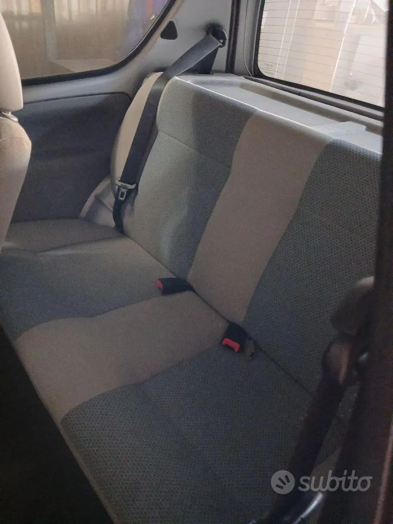 Fiat 600 2005 photo 4