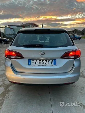 Opel Astra 2019 photo 4