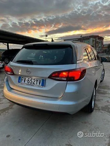 Opel Astra 2019 photo 3