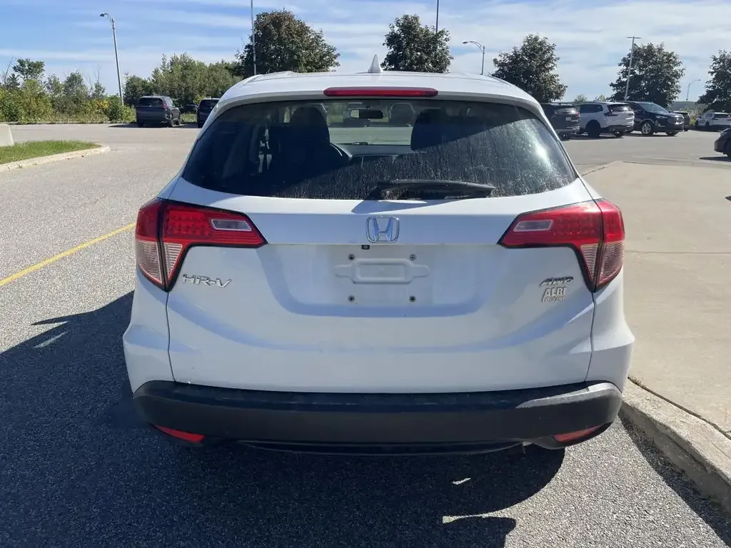 Honda Hr-V 2016 photo 4