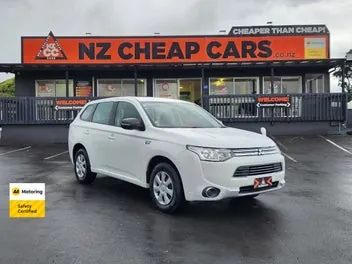 Mitsubishi Outlander 2014 photo 2