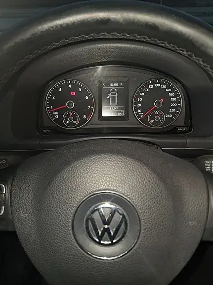 Volkswagen Touran 2015 photo 5