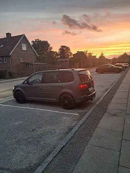 Volkswagen Touran 2015 photo 4