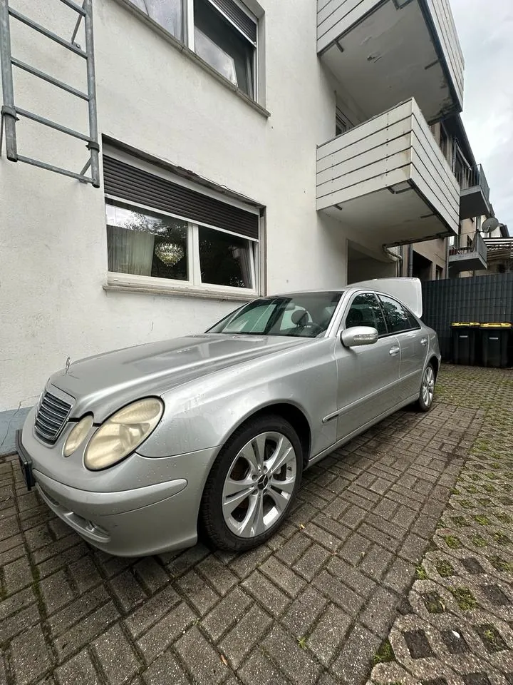 Mercedes-Benz E 220 Cdi