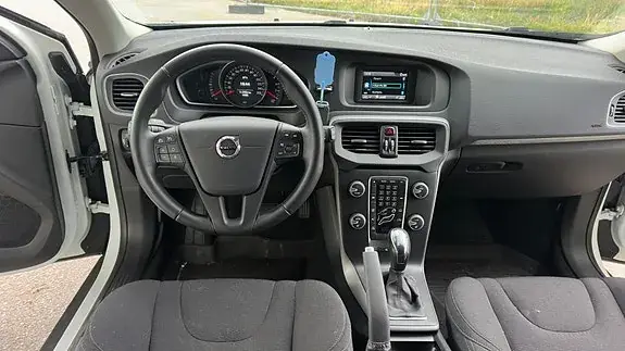 Volvo V40 Cross Country 2017 photo 4